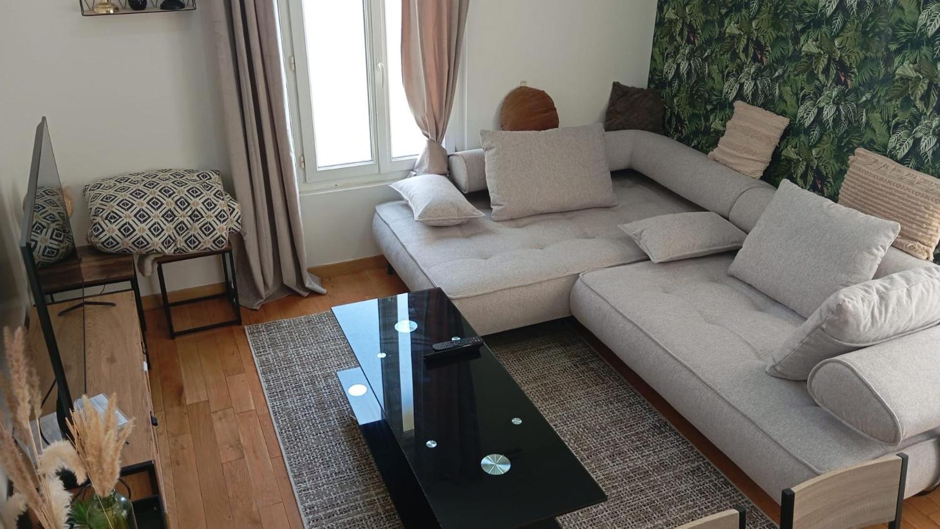 Joli Appartement De Vacances Écouen Exteriör bild