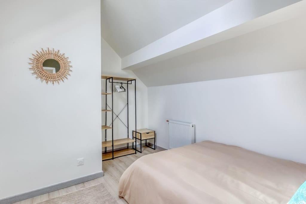 Joli Appartement De Vacances Écouen Exteriör bild