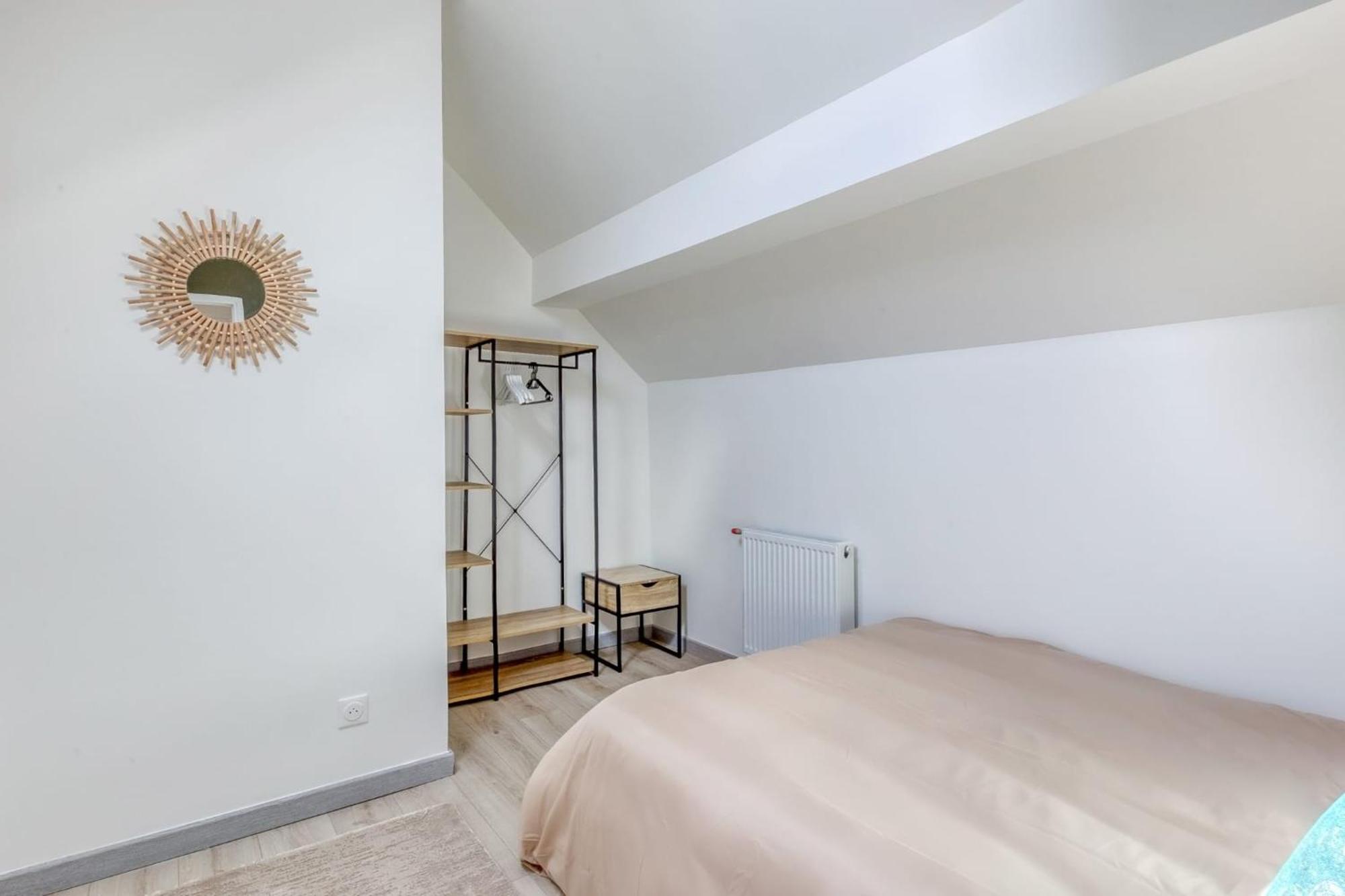 Joli Appartement De Vacances Écouen Exteriör bild